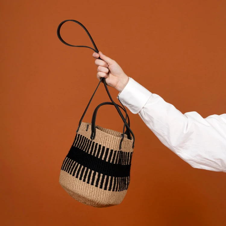 mifuko Pamba shopper basket S black rib weave model in studio.webp